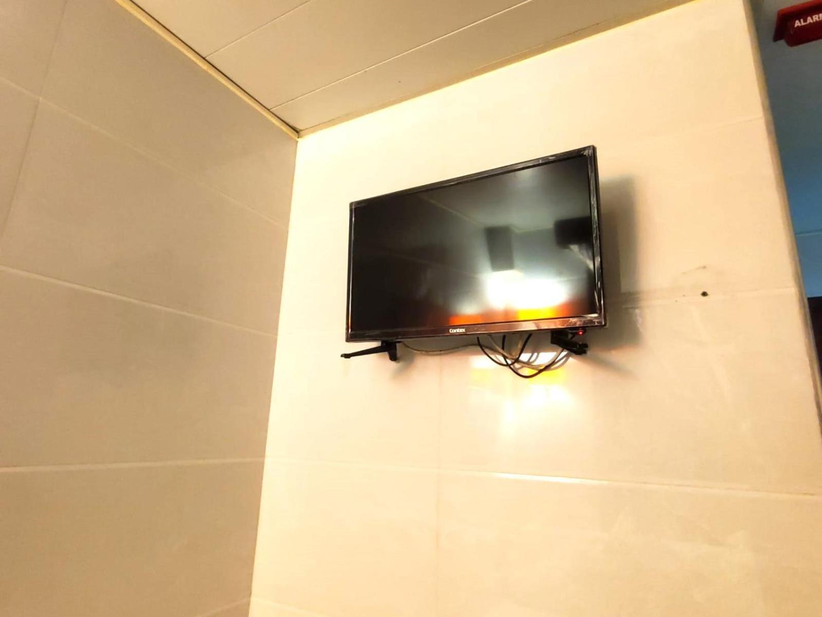 International Metro Guest House Хонконг Екстериор снимка
