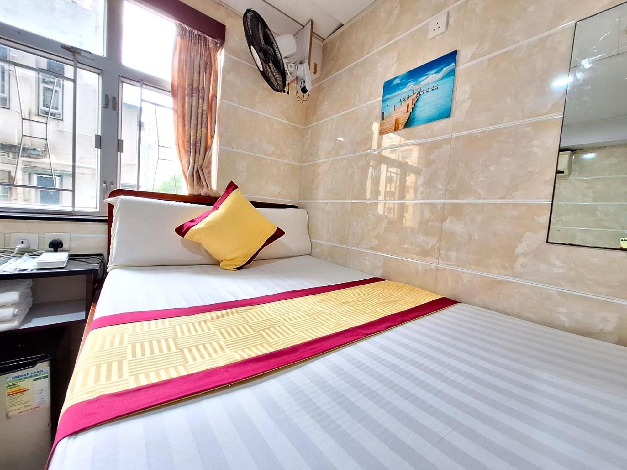 International Metro Guest House Хонконг Екстериор снимка
